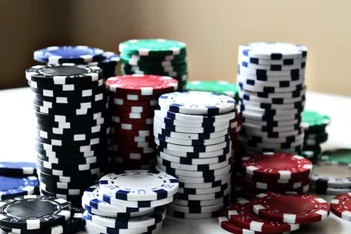 Saiba quando apostar All-in no pôquer on-line 1 poker1