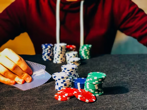 Saiba quando apostar All-in no pôquer on-line 3 poker3